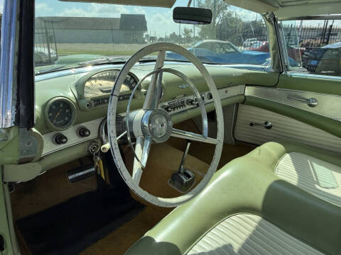 1956 Ford Thunderbird