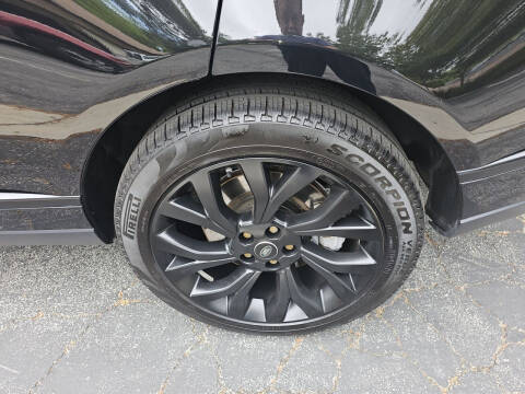 2020 Land Rover Range Rover P525 HSE