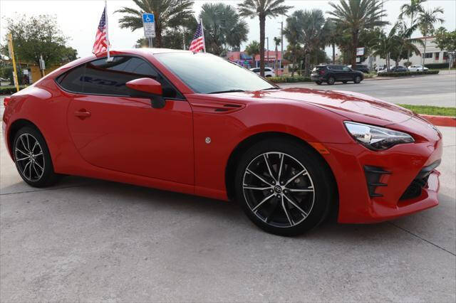 2019 Toyota 86 Coupe - $24,197