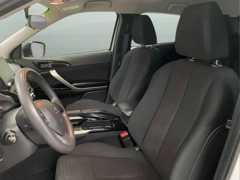 2024 Mitsubishi Eclipse Cross