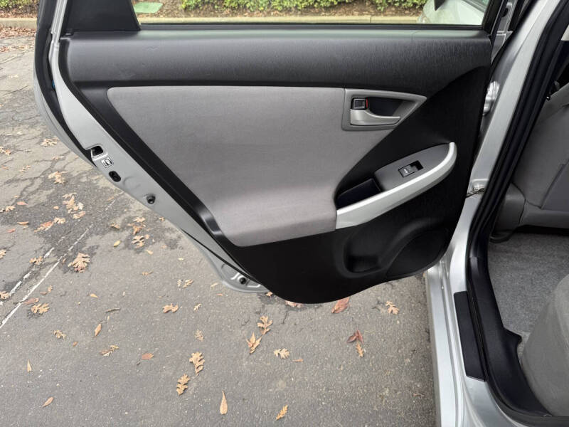 2012 Toyota Prius Two