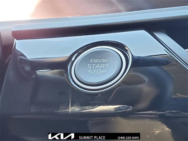 2025 Kia Seltos X-Line