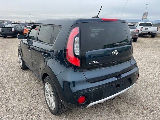 2017 Kia Soul +