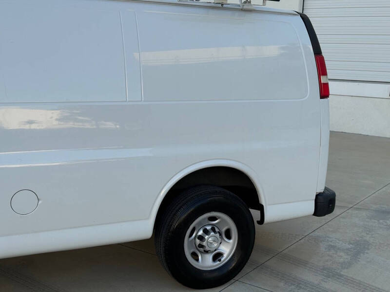 2019 Chevrolet Express 2500