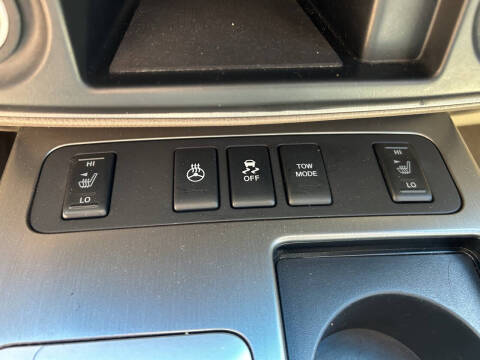 2015 Nissan Armada Platinum