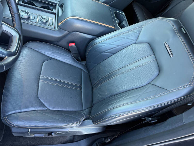 2023 Ford Expedition MAX Platinum