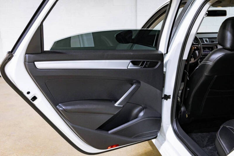 2017 Volkswagen Passat 1.8T S