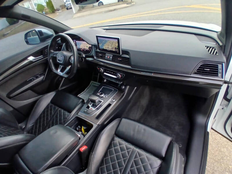 2018 Audi SQ5 3.0T quattro Premium Plus