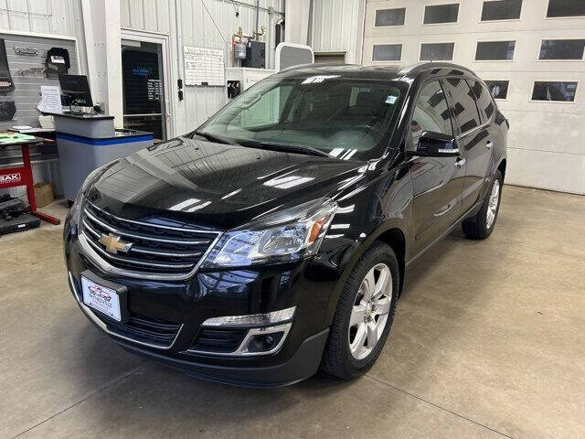 Used 2016 Chevrolet Traverse 1LT with VIN 1GNKVGKD2GJ199597 for sale in Paynesville, Minnesota