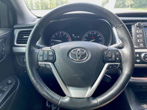 2017 Toyota Highlander