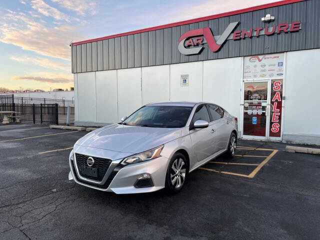 2021 Nissan Altima for sale at Carventure in Lansing, MI