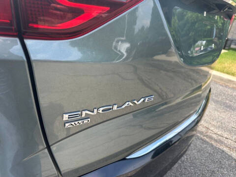 2023 Buick Enclave Essence