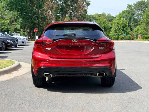 2017 Infiniti QX30 Premium