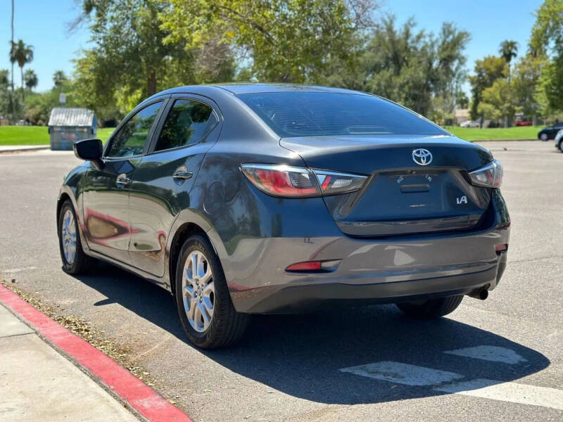 2017 Toyota Yaris iA