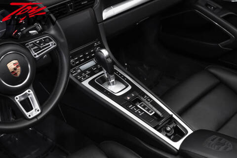 2017 Porsche 911 Carrera