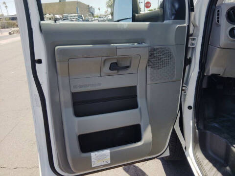 2019 Ford E-Series