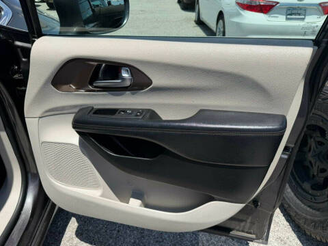 2019 Chrysler Pacifica Touring L 35th Anniversary