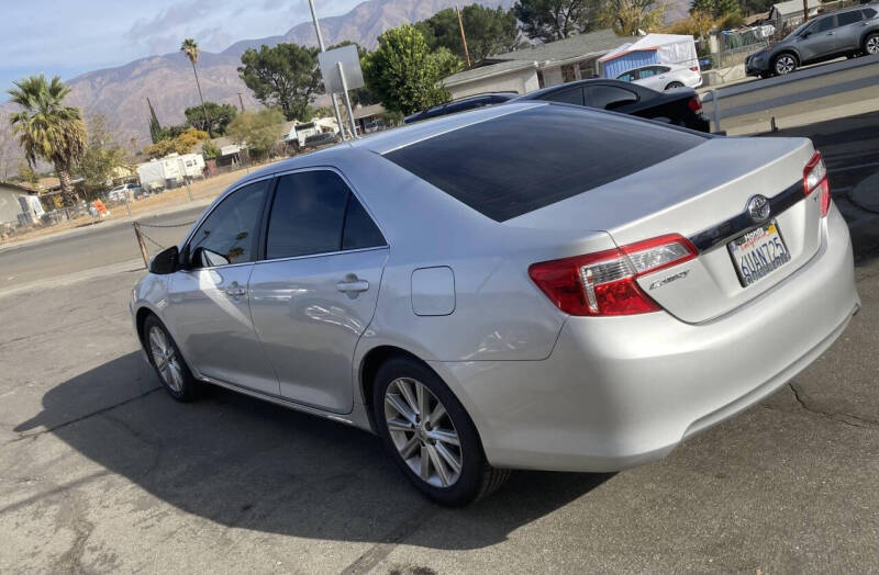 2012 Toyota Camry XLE photo 6