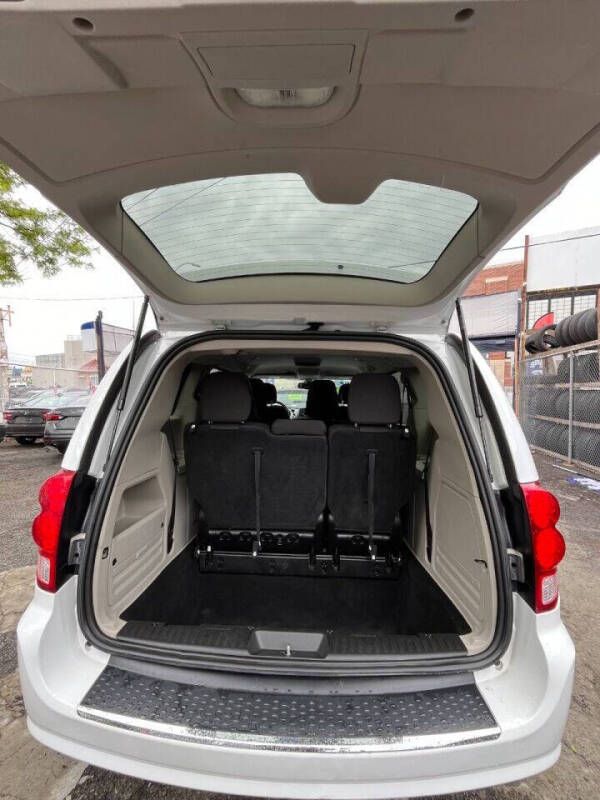 2019 Dodge Grand Caravan SE