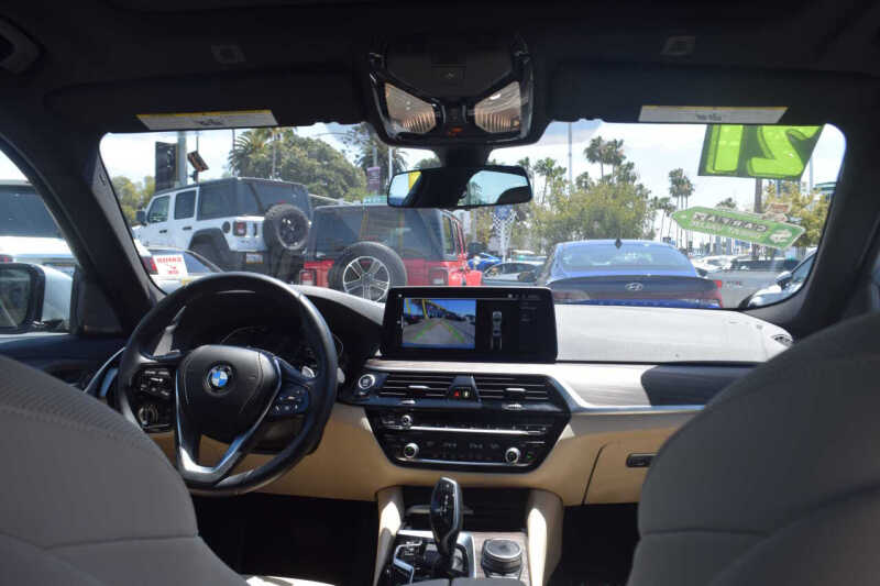 2021 BMW 5 Series 530i