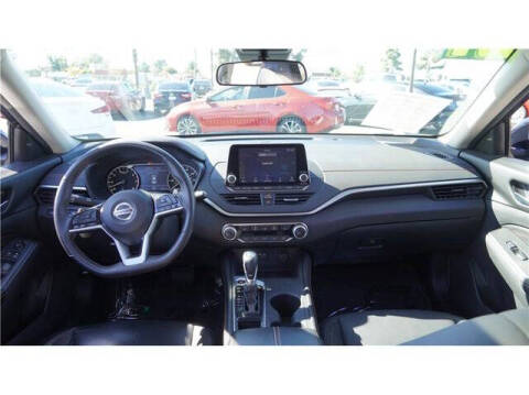 2021 Nissan Altima 2.5 SR