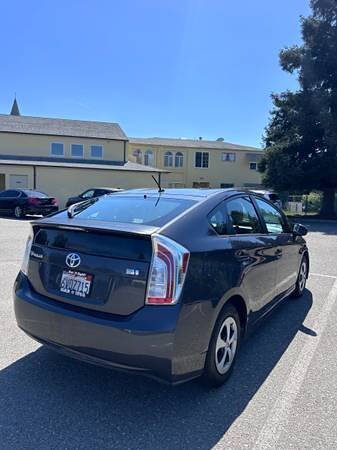 2012 Toyota Prius Two