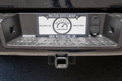 2021 Nissan Titan