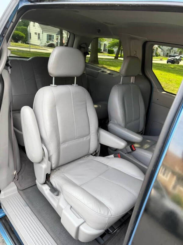 2001 Ford Windstar SE