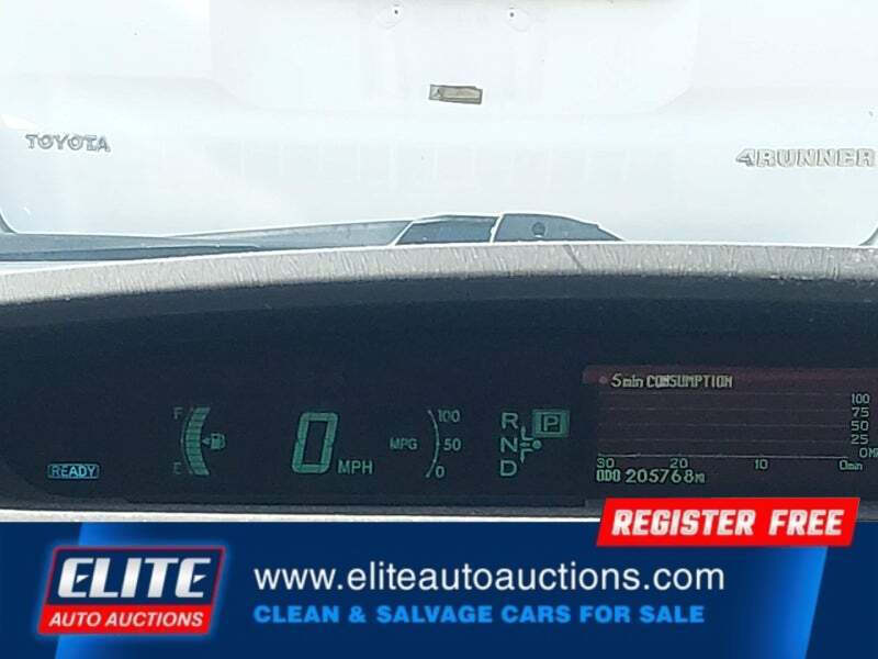 2011 Toyota Prius Two