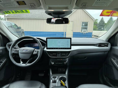 2025 Ford Escape Platinum