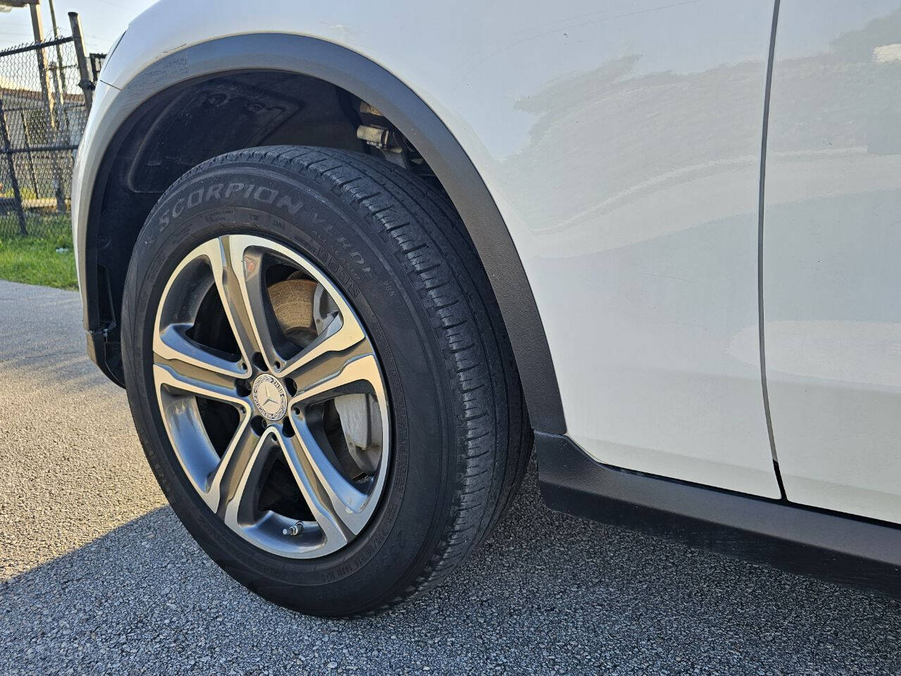 2017 MERCEDES-BENZ GLC-Class SUV / Crossover - $19,935