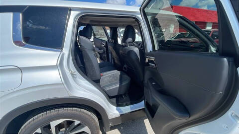 2023 Mitsubishi Outlander SE