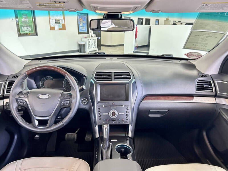 2016 Ford Explorer Platinum