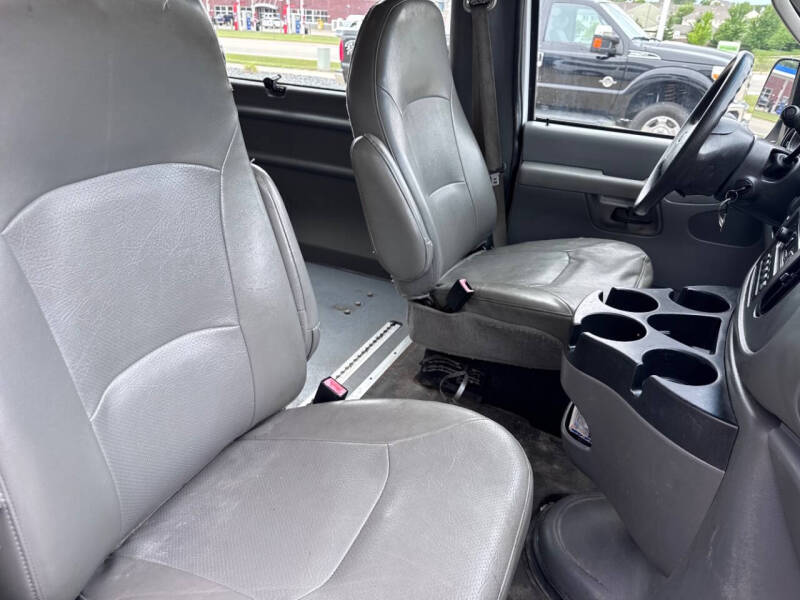 2008 Ford E-Series E-150