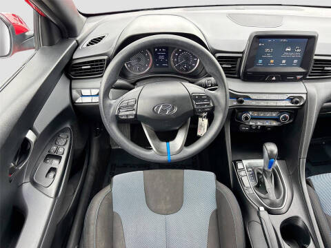 2021 Hyundai Veloster