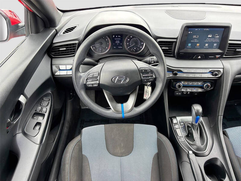 2021 Hyundai Veloster