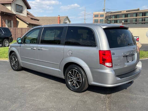 2016 Dodge Grand Caravan SXT Plus