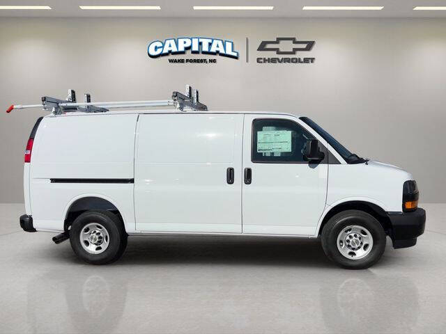 2025 Chevrolet Express 2500