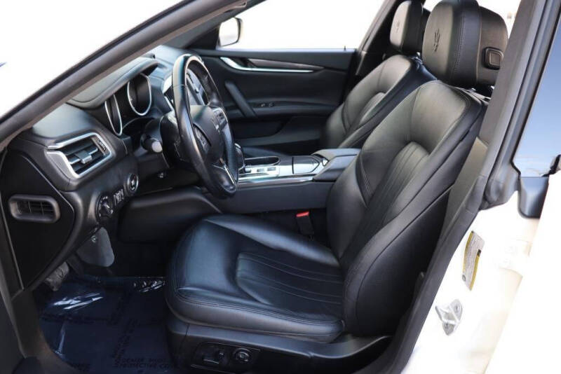 2016 Maserati Ghibli