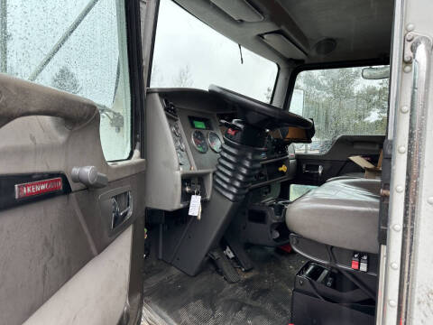 2017 Kenworth T270
