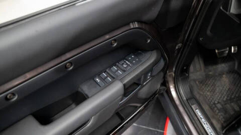 2025 Land Rover Defender