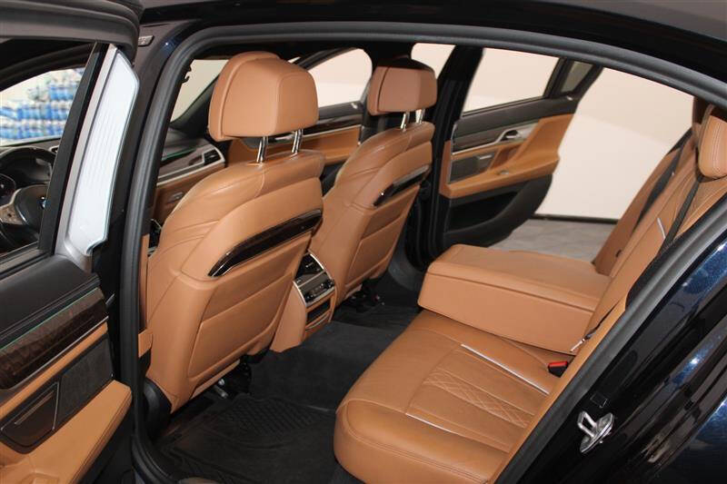 2021 BMW 7 Series 750i xDrive