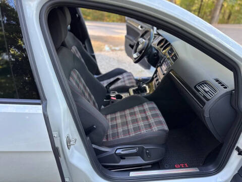 2017 Volkswagen Golf GTI