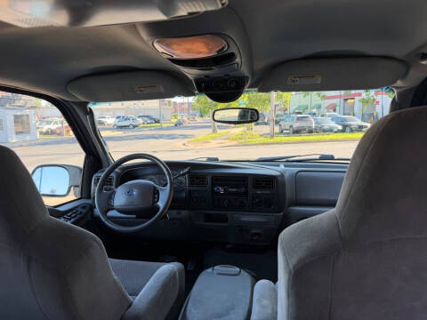 2003 Ford Excursion XLT