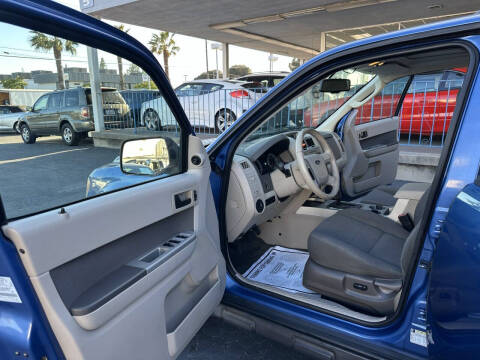 2009 Ford Escape XLT