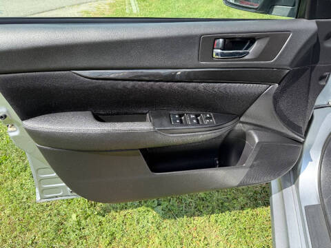 2013 Subaru Legacy 2.5i Premium