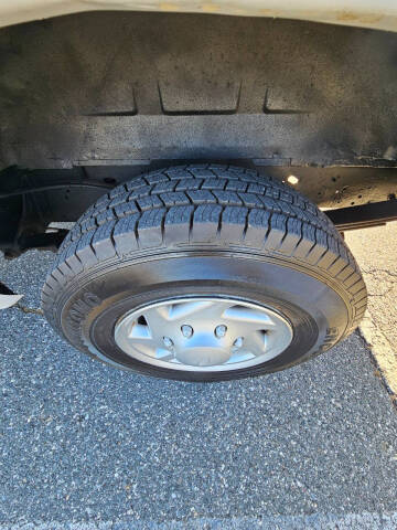 2011 Ford E-Series E-350 SD