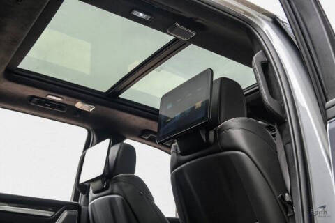 2025 Cadillac Escalade-V