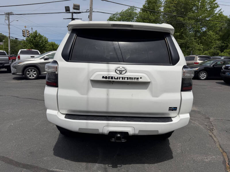 2018 Toyota 4Runner SR5