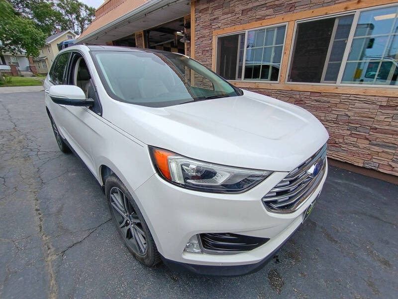 2020 Ford Edge Titanium